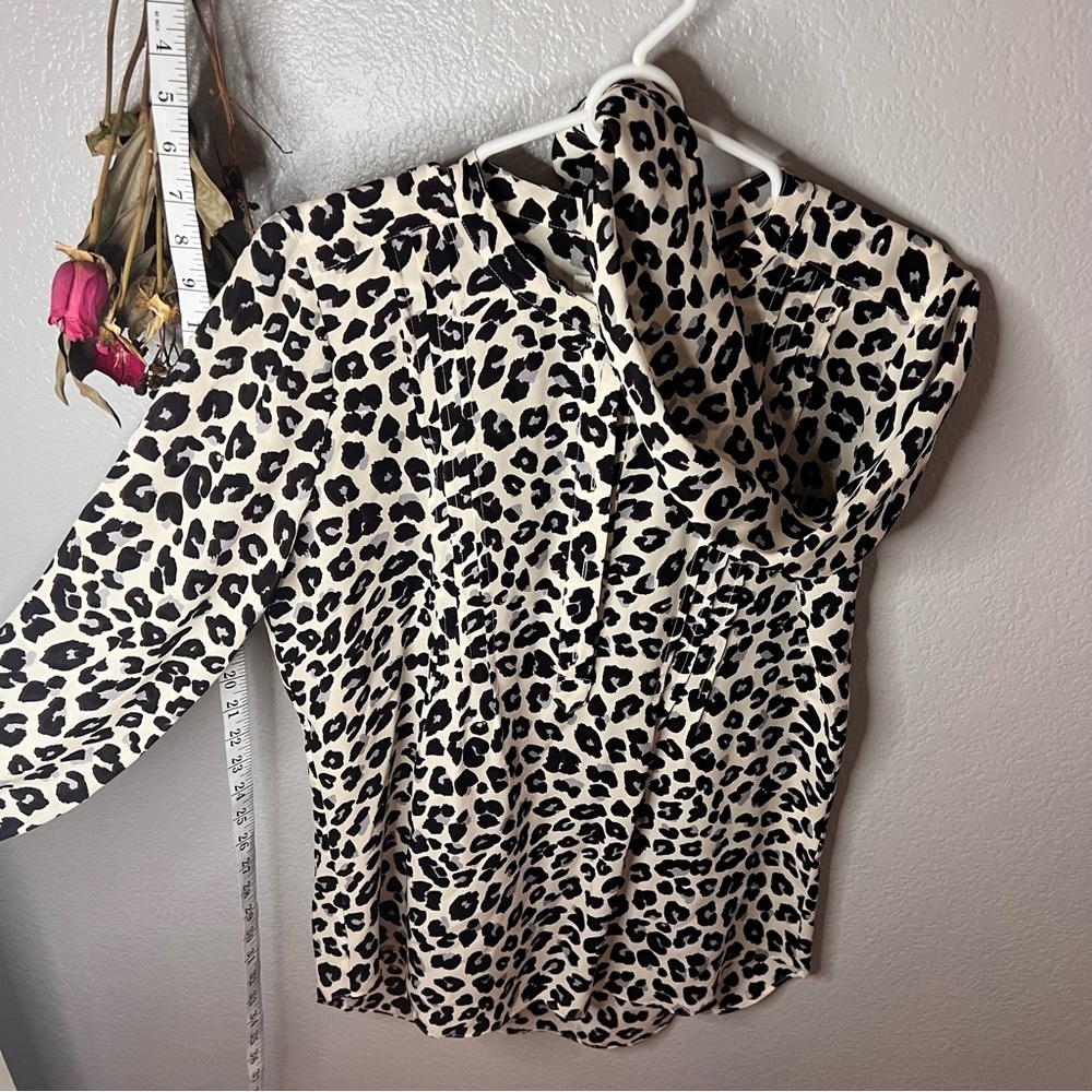 Veronica Beard | 100% silk Harmony Animal-Print Pintucked Blouse, Size 10 EUC​ - Picture 4 of 11